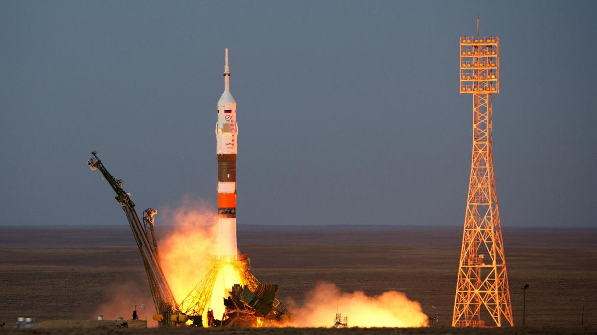 Русия изстреля безпилотна транспортна ракета към МКС...