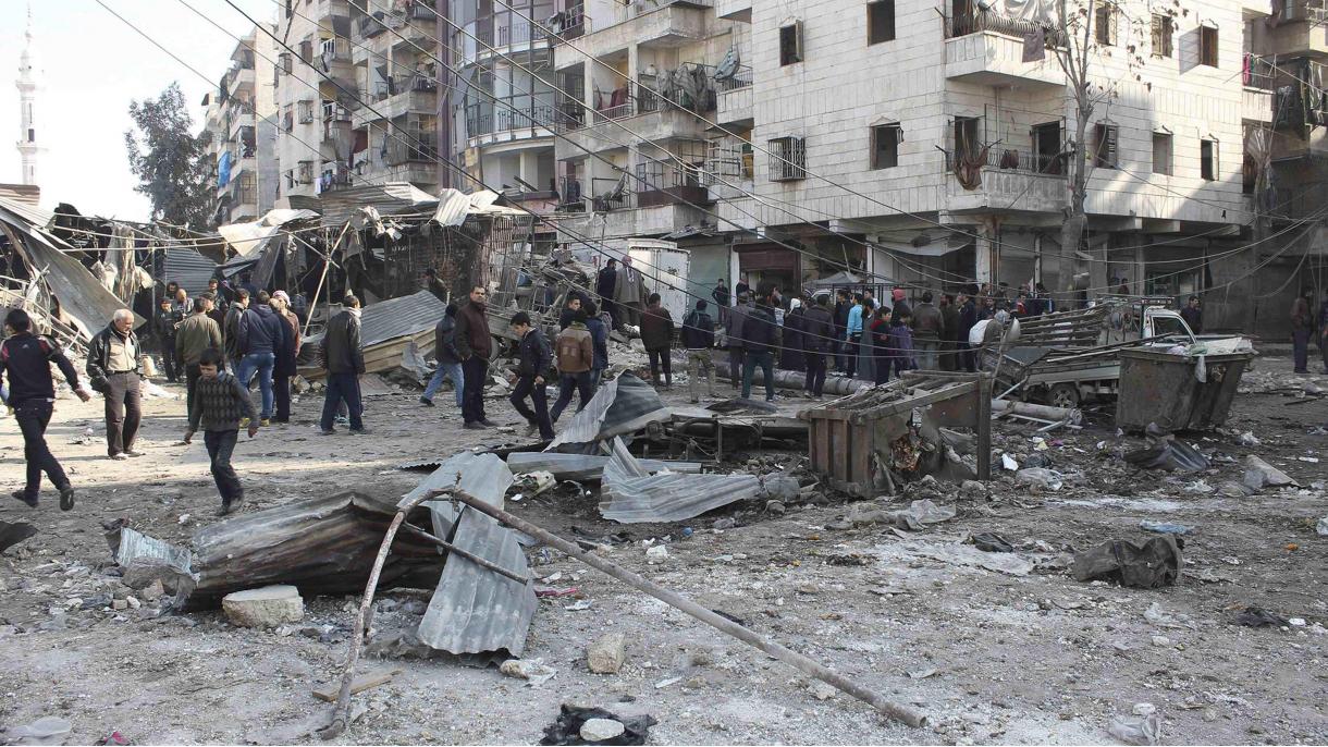 حمله هوایی به یک بازار در منطقه اتارب حلب
