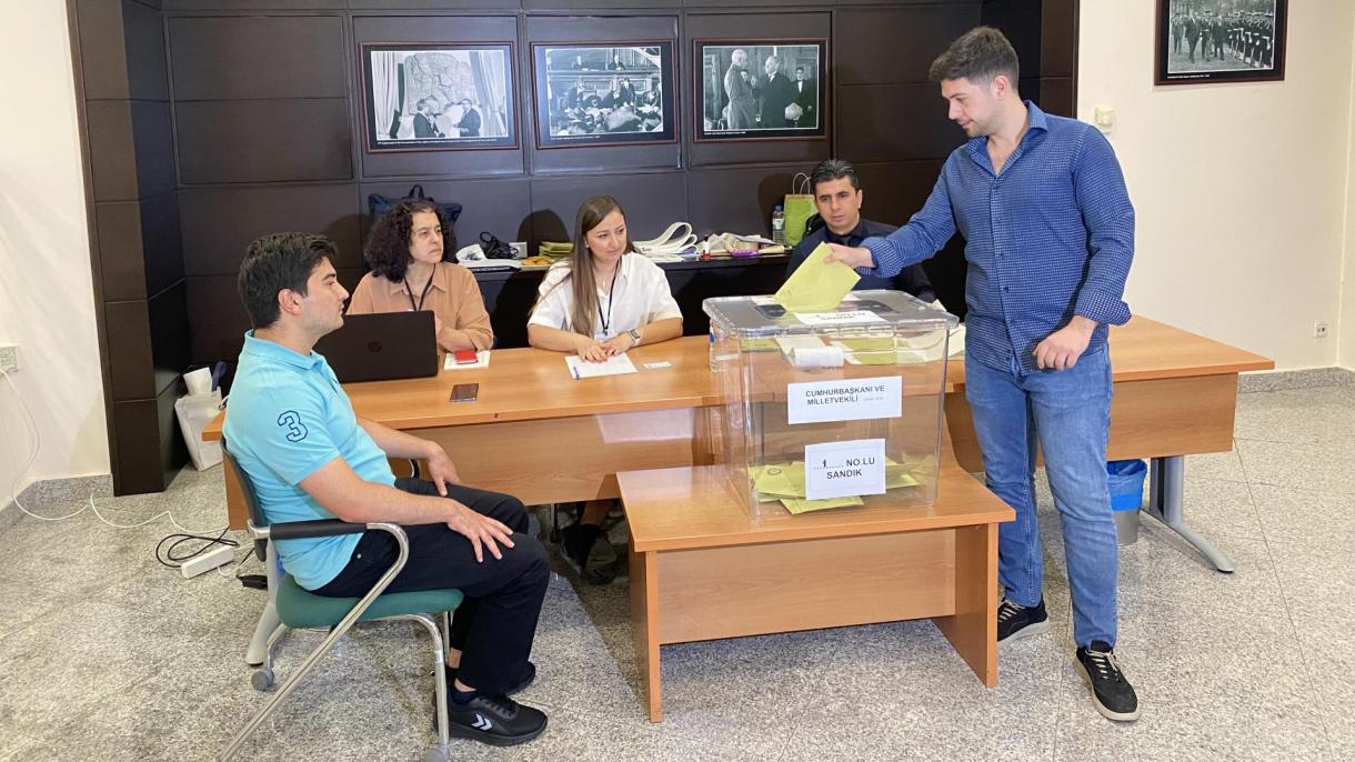 旅居土库曼斯坦的土耳其公民开始为总统大选投票