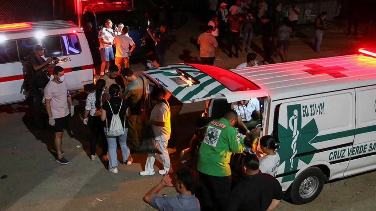 Estampida en el estadio de El Salvador resultó con muertos