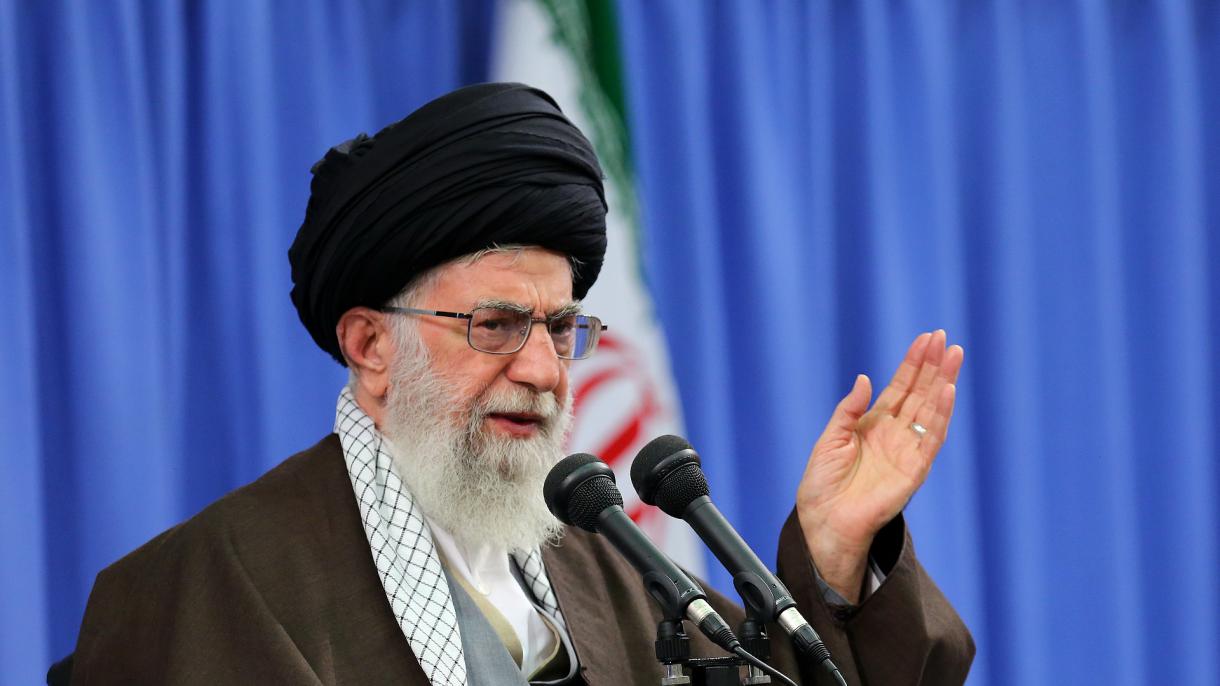 Khamenei :"Nemici dell'Iran hanno  aperto le fiamme delle proteste"