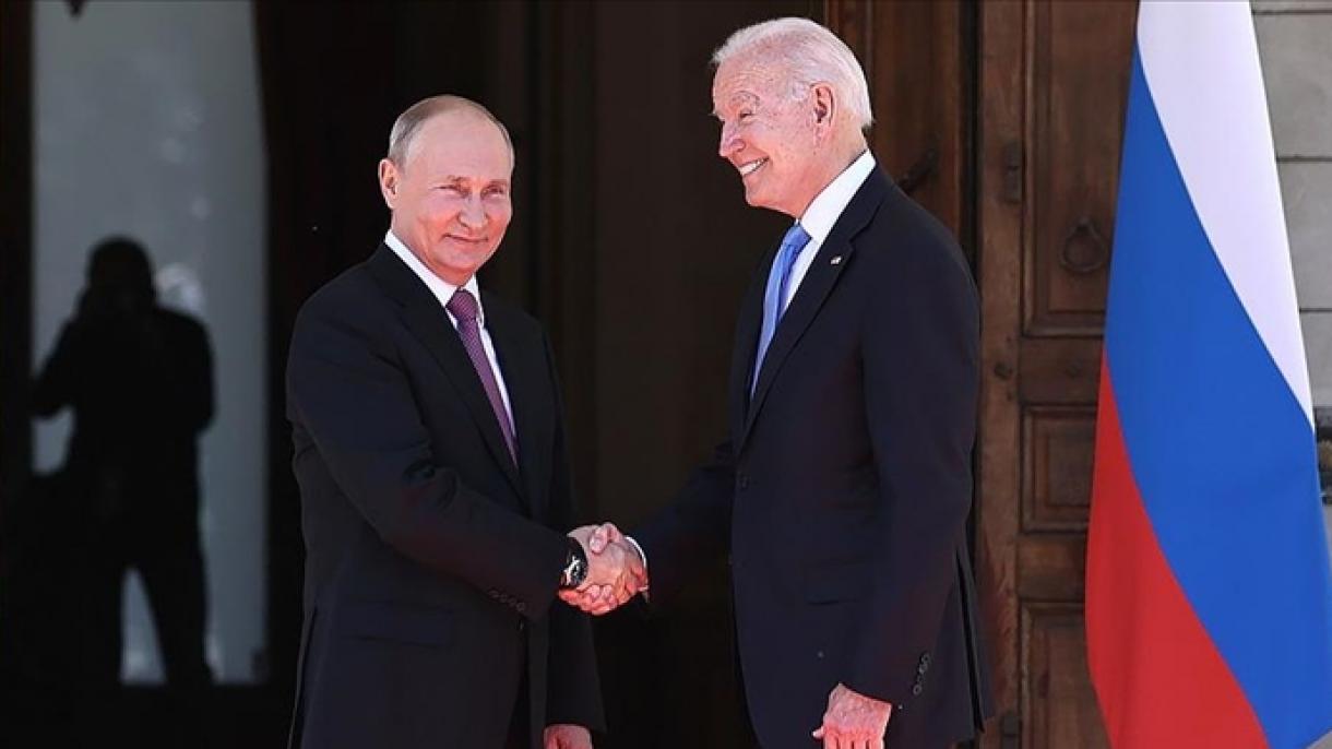 Biden amenaza a Rusia con imponer sanciones si escala la tensión militar en Ucrania