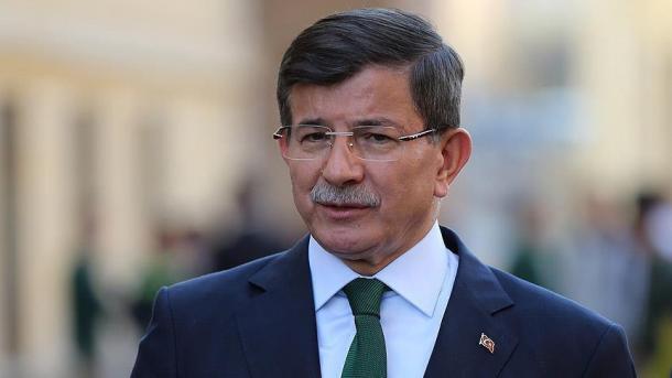 Anunţ : prim-ministrul Ahmet Davutoğlu