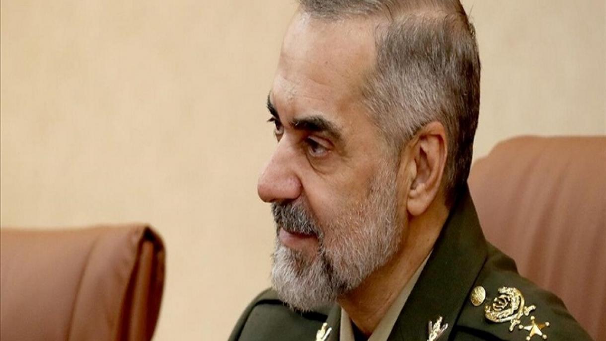 وزیر دفاع ایران از حملات حوثی‌ها در دریای سرخ تمجید کرد