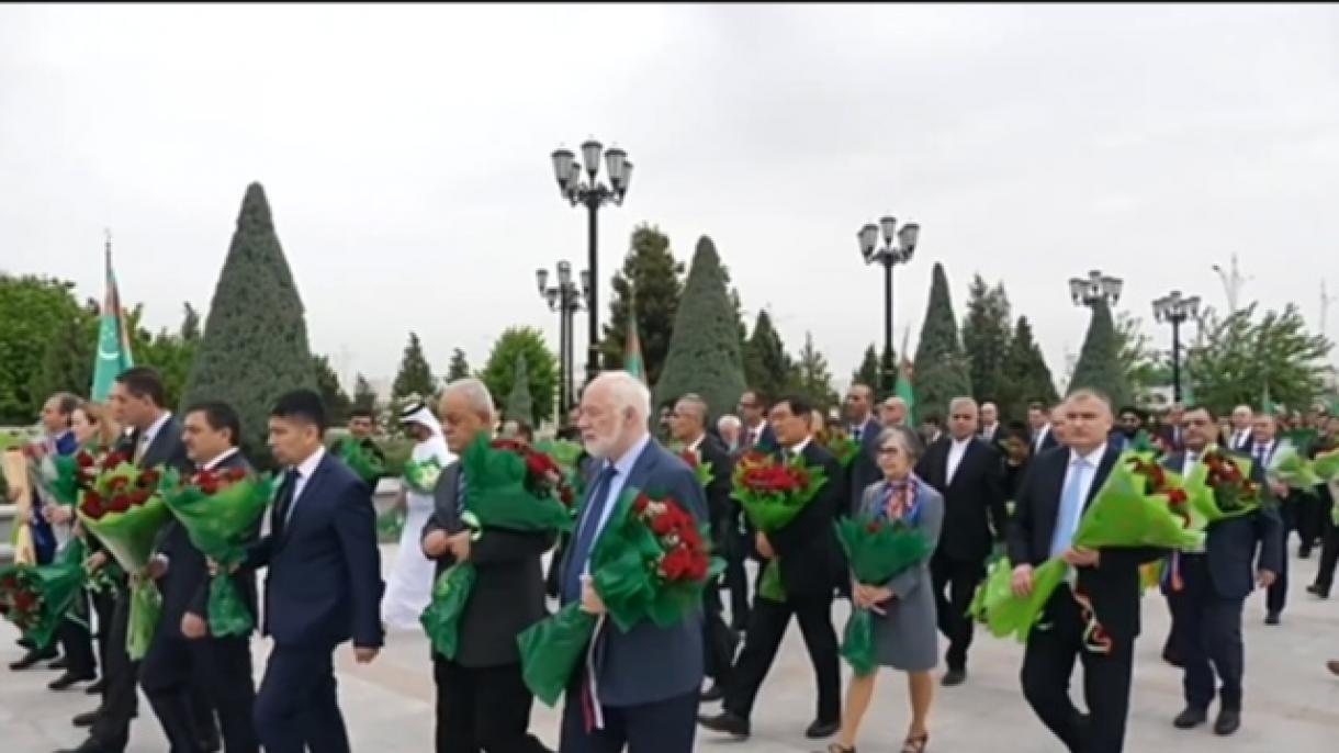 “Anayasa ve Bayrak Günü” Türkmenistan’da Kutlandı (5).jpg