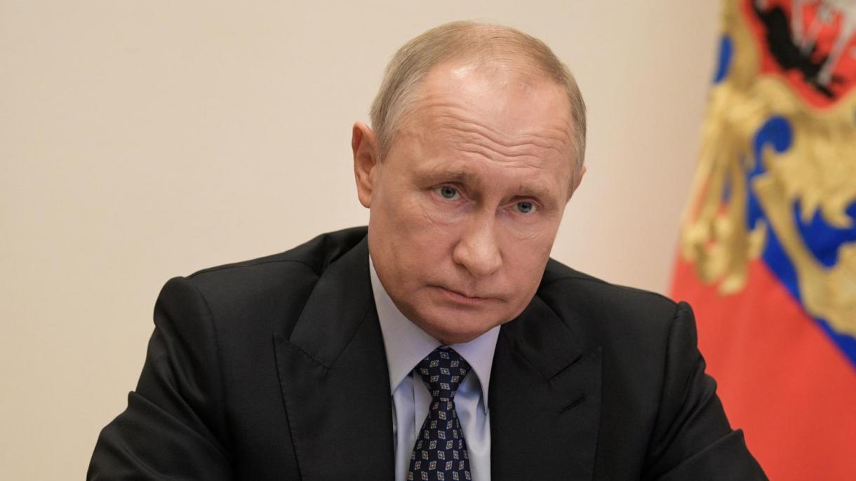 Vladimir Putin bugun Covid - 19ga qarshi emlanishini ma’lum qildi