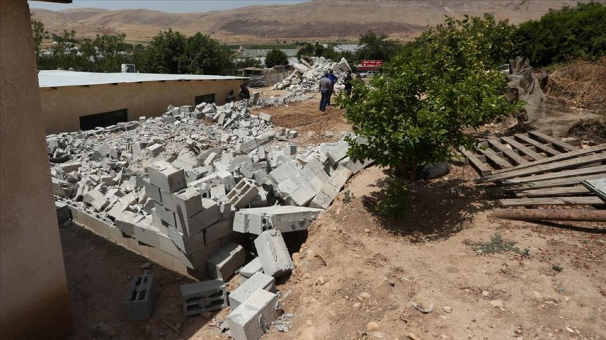 نظامیان اسرائیل زمین فوتبال دانشگاه قدس را تخریب کردند