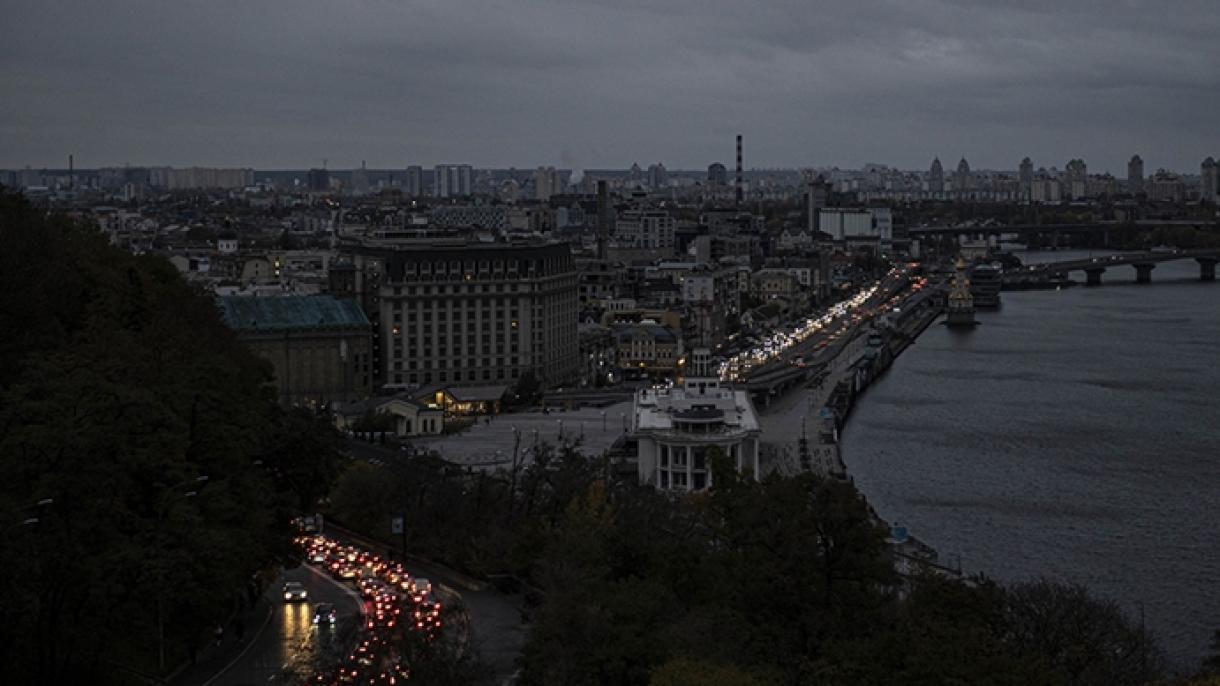 Ukrainanyň Prezidenti ýurtda elektrik toklaryň kesilmegi bilen bagly beýannama berdi