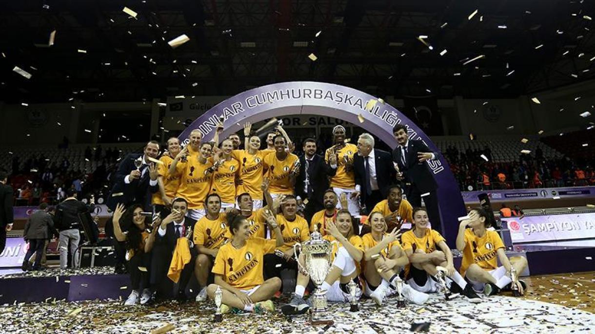 Universidad de Yakın Doğu gana la 25º Copa Presidencial en baloncesto