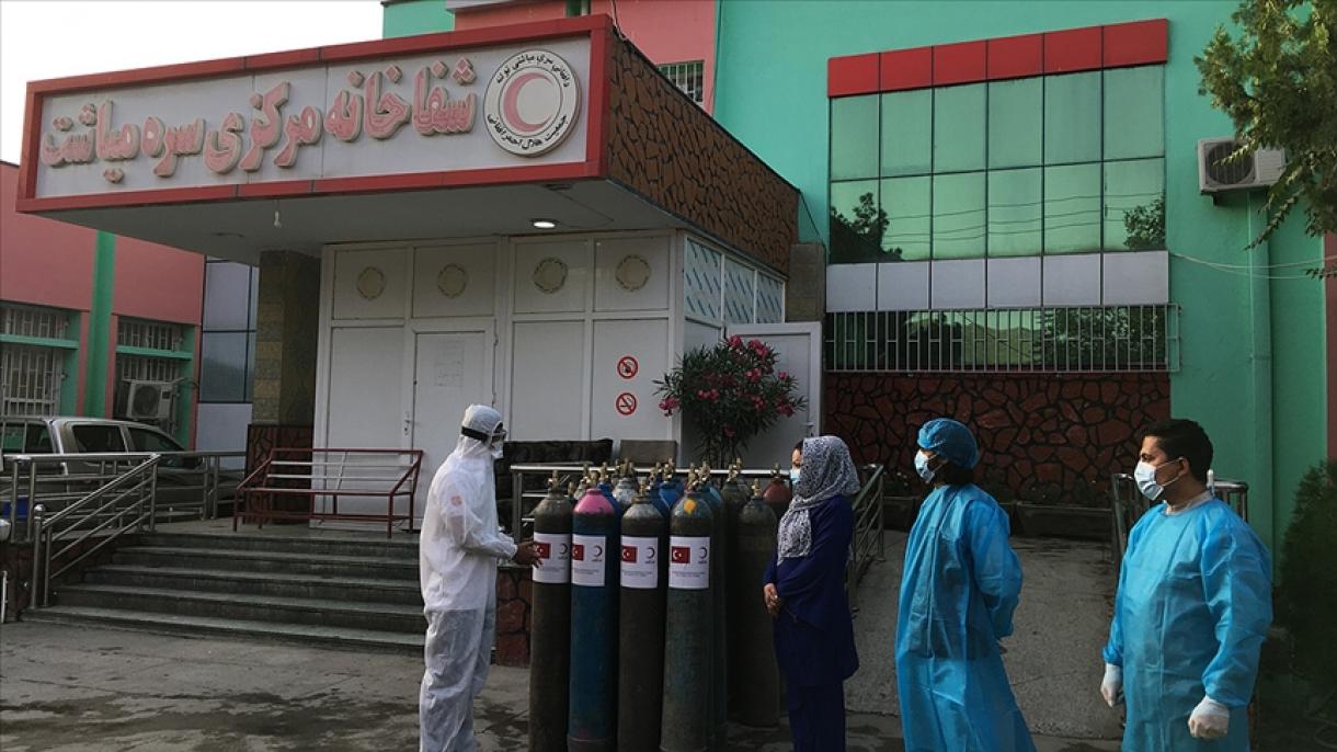 Turkiya pandemiyaning 3-to’lqiniga uchragan Afg‘onistonga kislorod balloni yetkazib berdi