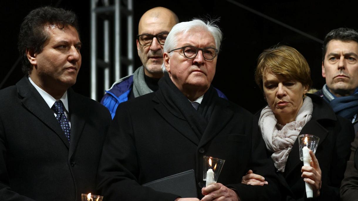 德国总统参加哈瑙恐袭遇难者悼念仪式