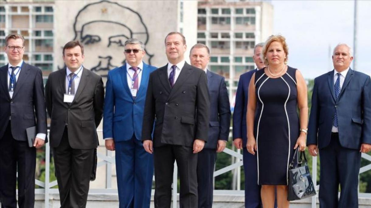 Cuba y Rusia estrechan lazos con la firma de una serie de acuerdos