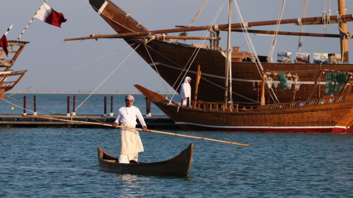 Organizan el Festival Tradicional de Barco de Madera en Qatar