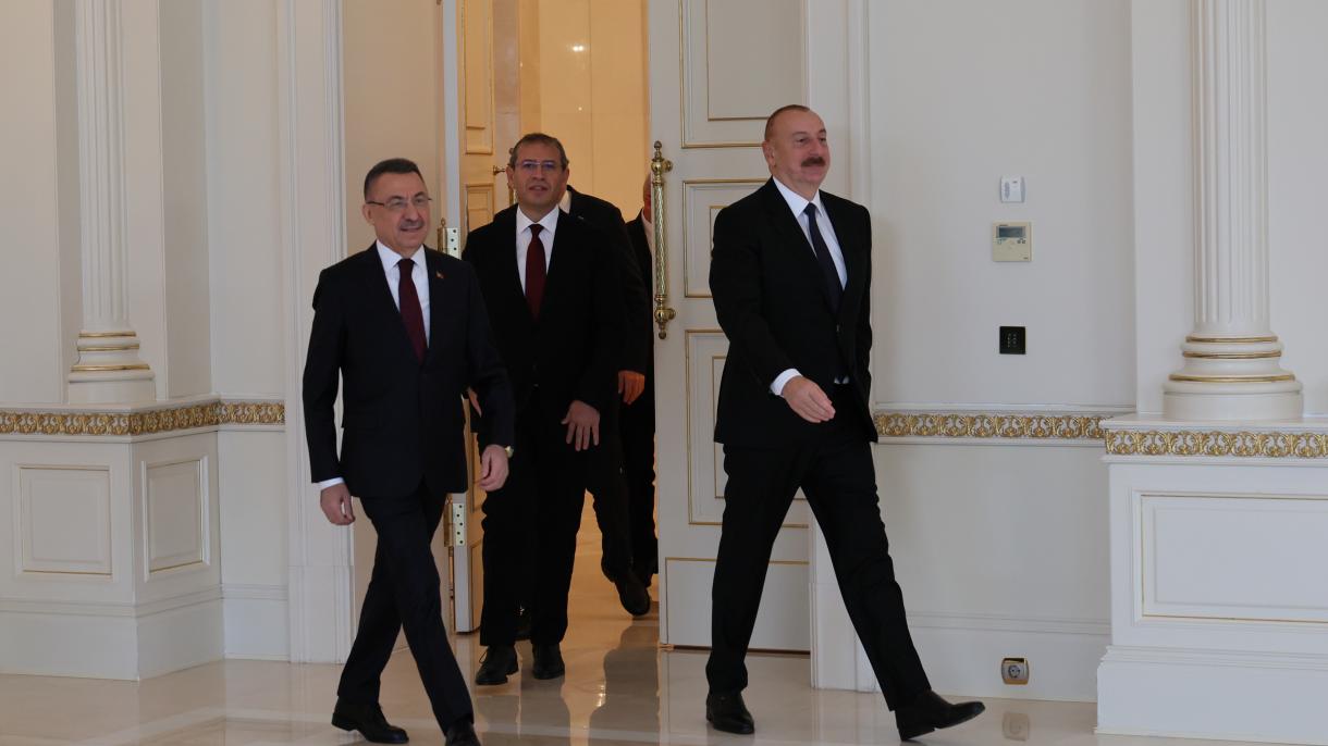 Вицепрезидентът Фуат Октай е на посещение в Баку
