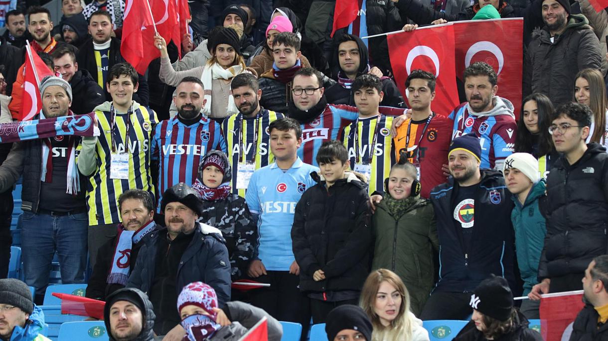 Trabzonspor v Basel 5.jpg