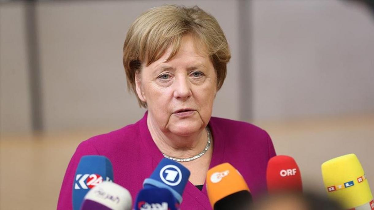 Меркел предупреди за надигащия се нацизъм в Европа...