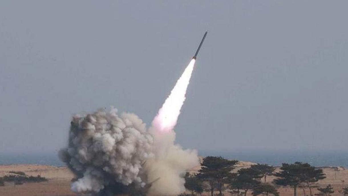Arabia Saudí intercepta un misil balístico lanzado por hutíes