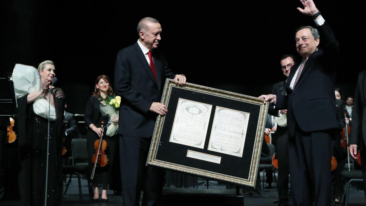 erdogan-dragi dostluk konserini izledi.jpg