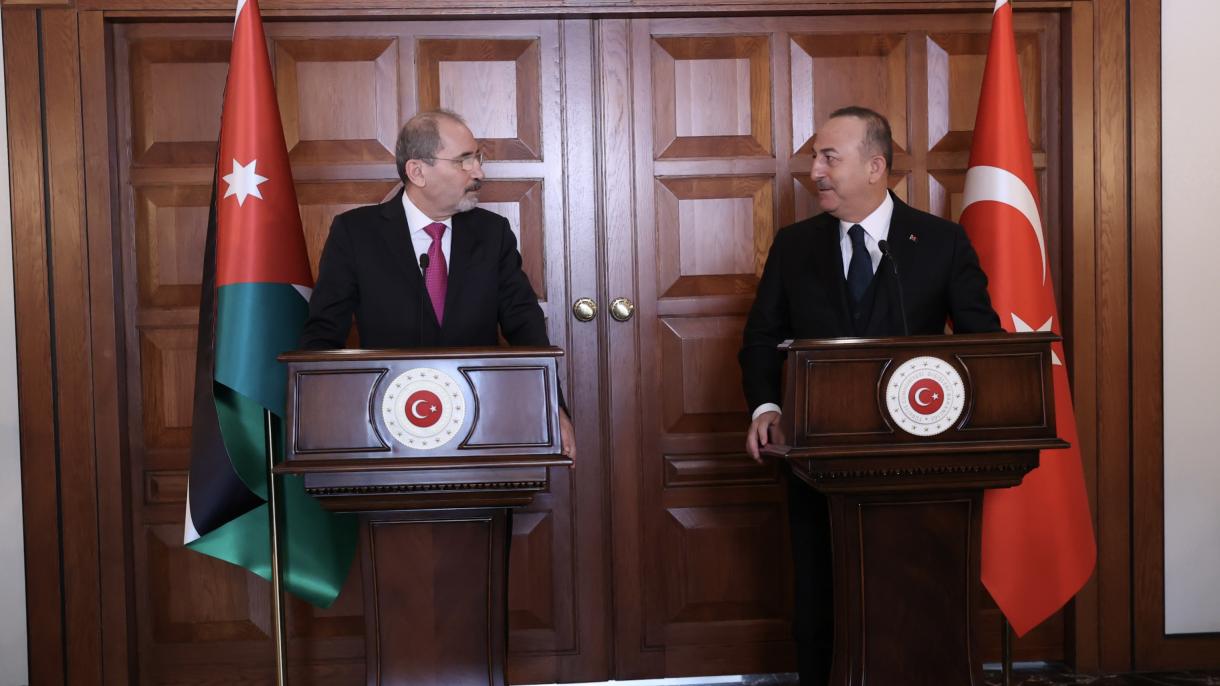 Чавушоглу се срещна с външния министър на Йордания Сафади