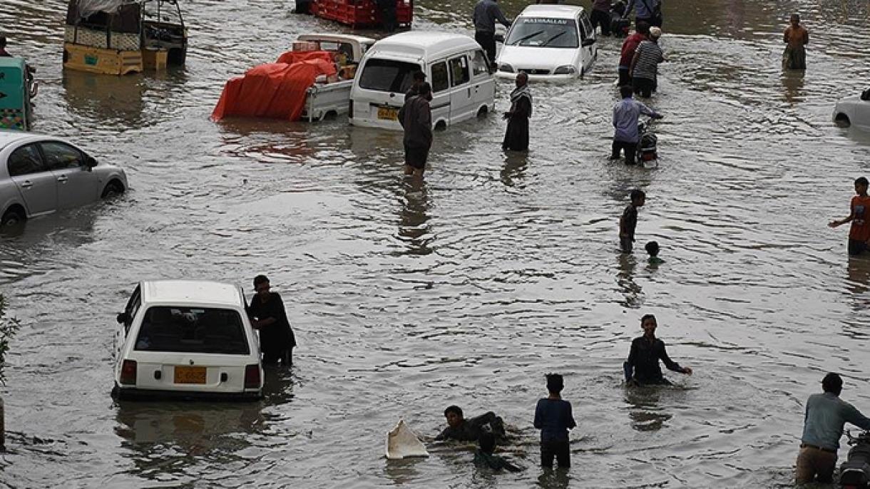 巴基斯坦强暴雨导致26人死亡