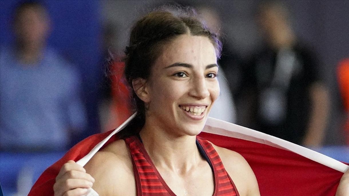 土耳其女子摔跤手获巴黎奥运会参赛资格