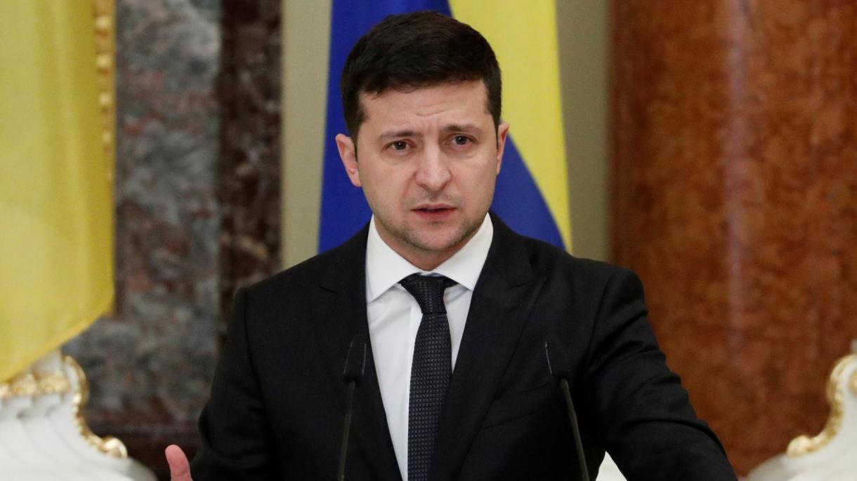 Il presidente ucraino Zelensky è stato ricoverato in ospedale per Covid-19