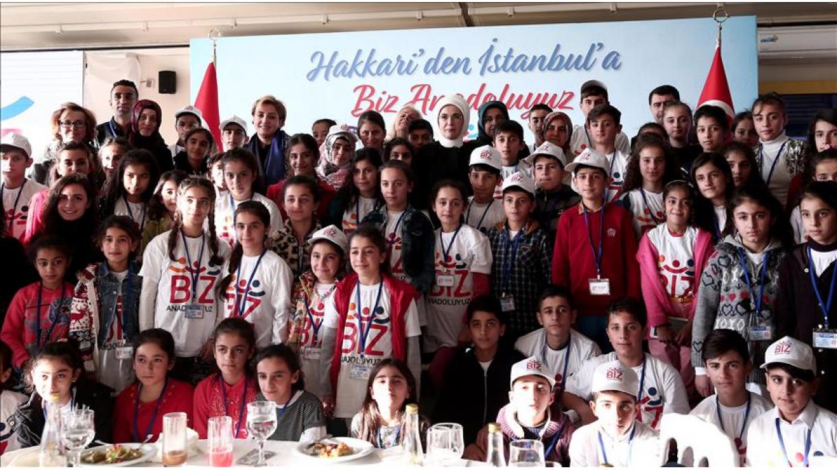 Crianças do Sudeste da Turquia aproveitam Istambul