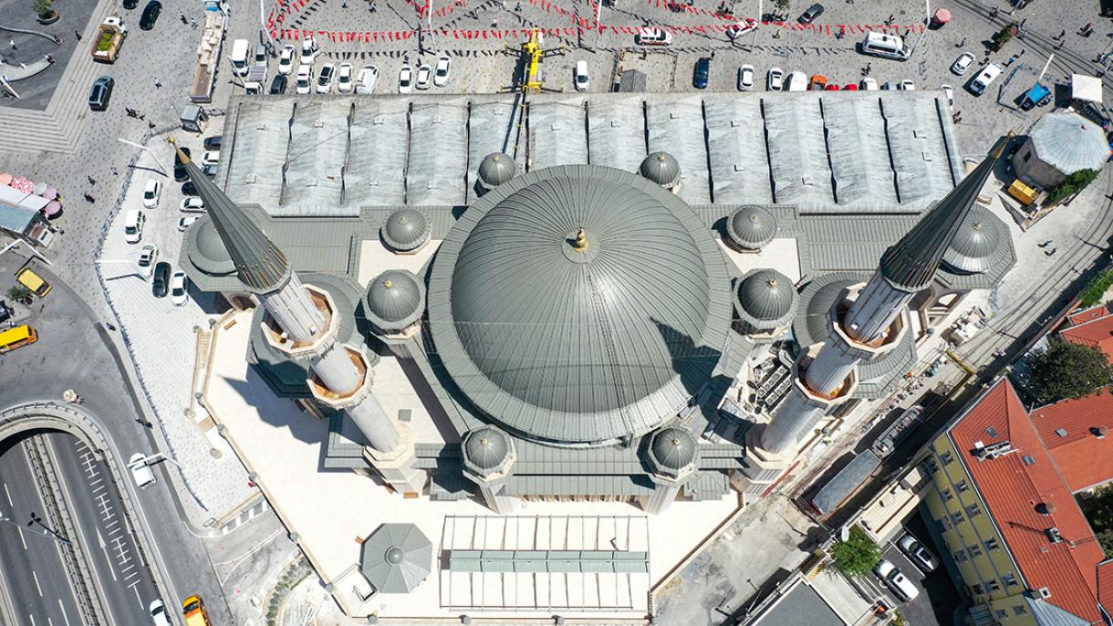 Taksim Camii2.jpg