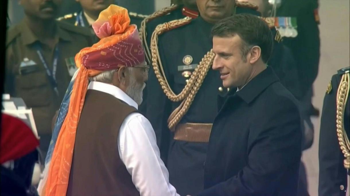 جشن روز جمهوری هندوستان با حضور رئیس جمهور فرانسه در دهلی نو برگزار شد