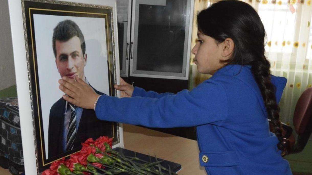 Erdogan recuerda al profesor de escuela primaria martirizado en un ataque terrorista