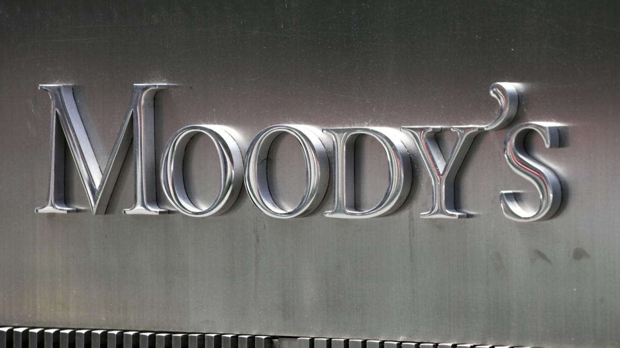 Moody's очаква ръст от 4,8 процента в Турция през 2022...