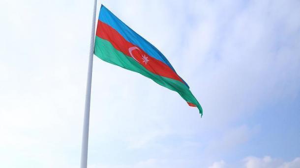 阿塞拜疆央行调高利率