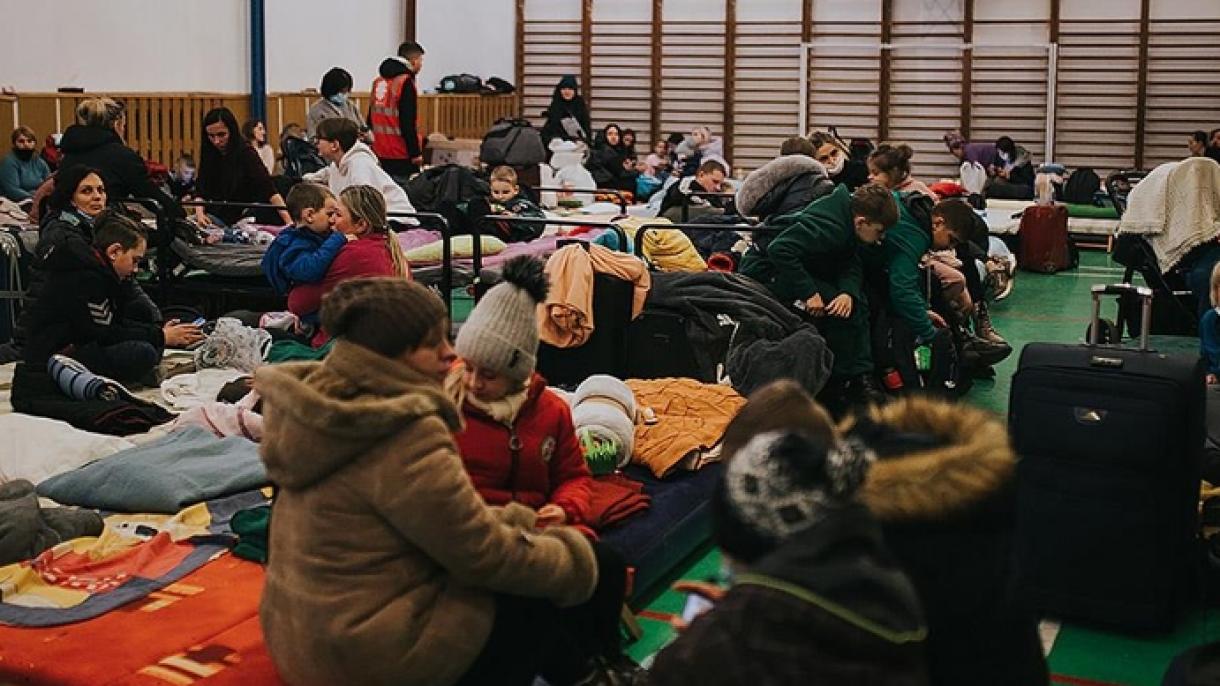 Tömegesen menekülnek az emberek Ukrajnából
