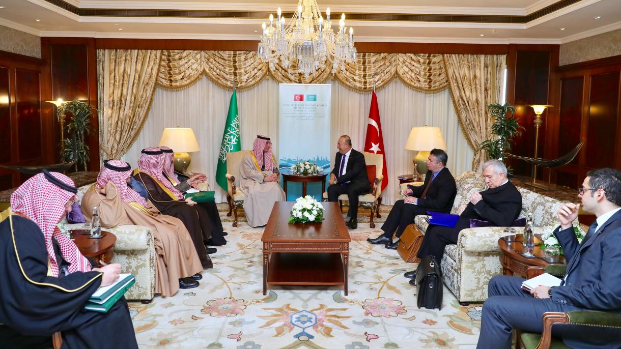 Τουρκία και Σ. Αραβία συζήτησαν την επιχείρηση εναντίον της Ράκα