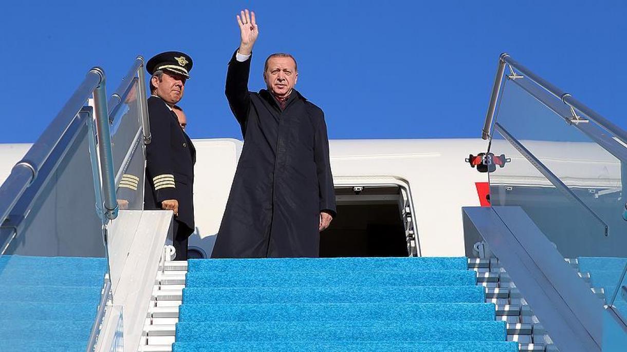 Hazatért Recep Tayyip Erdogan köztársasági elnök
