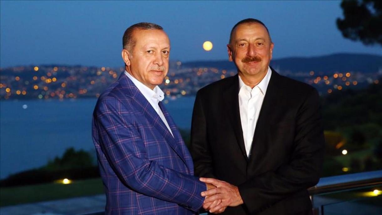 اردوغان عکس خود با علی‌اف را در شبکه های اجتماعی به اشتراک گذاشت