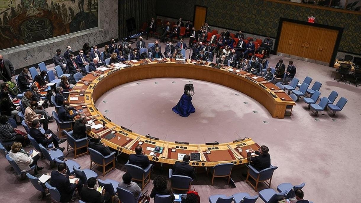 Rusia y Ucrania se acusan mutuamente de la destrucción de la presa de Kajovka