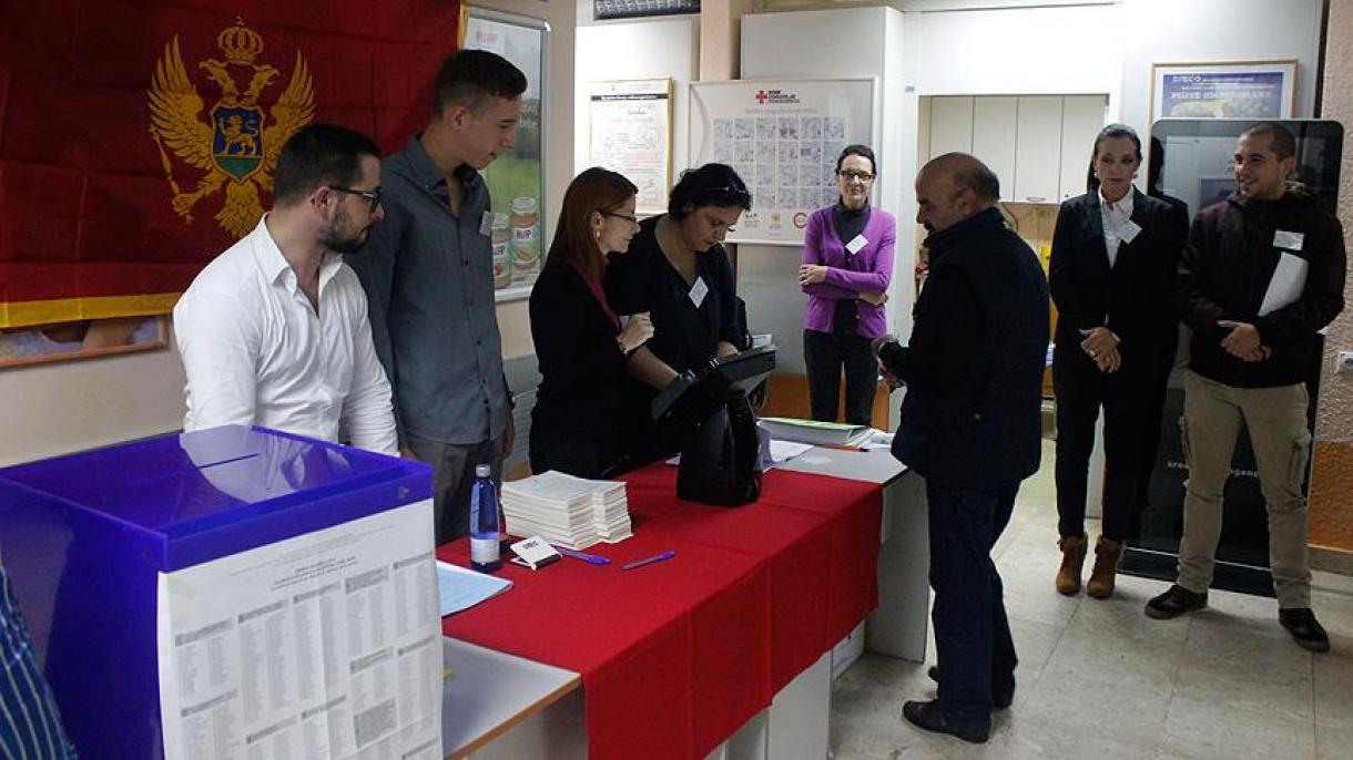 Parlamenti választás kezdődött Montenegróban