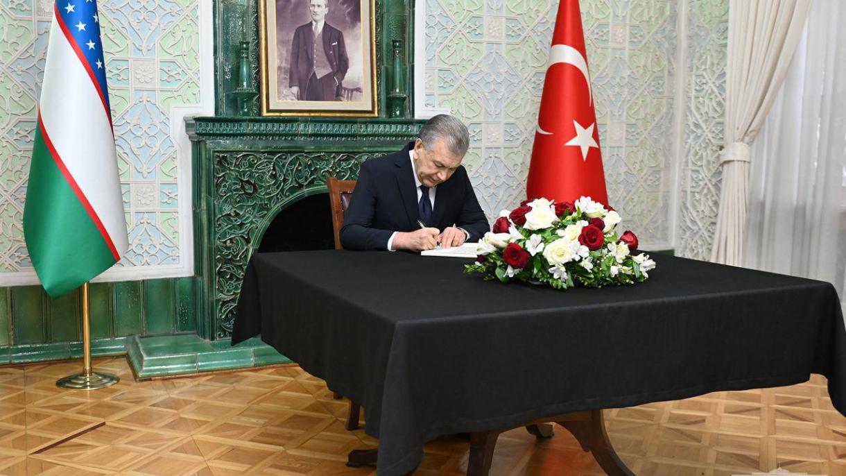 Shavkat Mirziyoyev Turkiya elchixonasiga borib, ta’ziya bildirdi