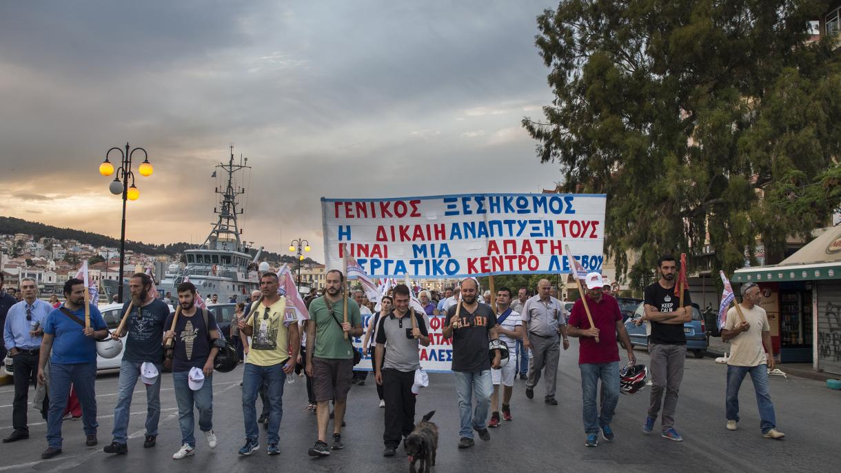 midilli siginmaci protestosu1.jpg