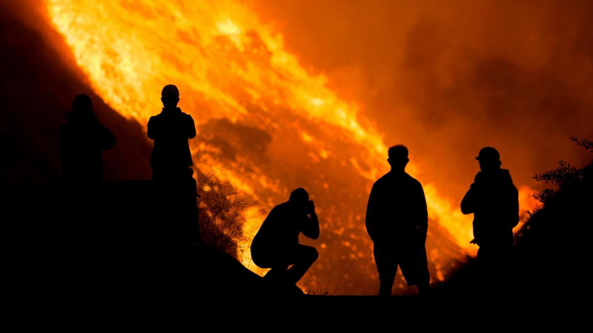 Los incendios forestales en California siguen desde hace 21 días