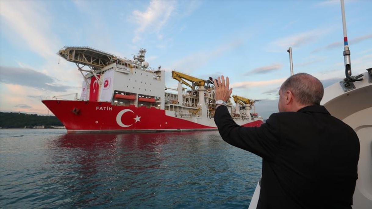 Erdogan despide al buque sonda “Fatih” que realizará exploraciones en el Mar Negro