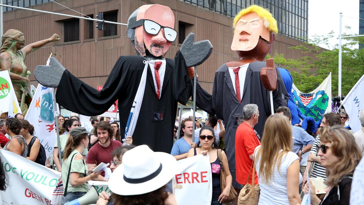 شعار "ترامپ خوش نیامدی" در تظاهرات ضد ترامپ بلژیک
