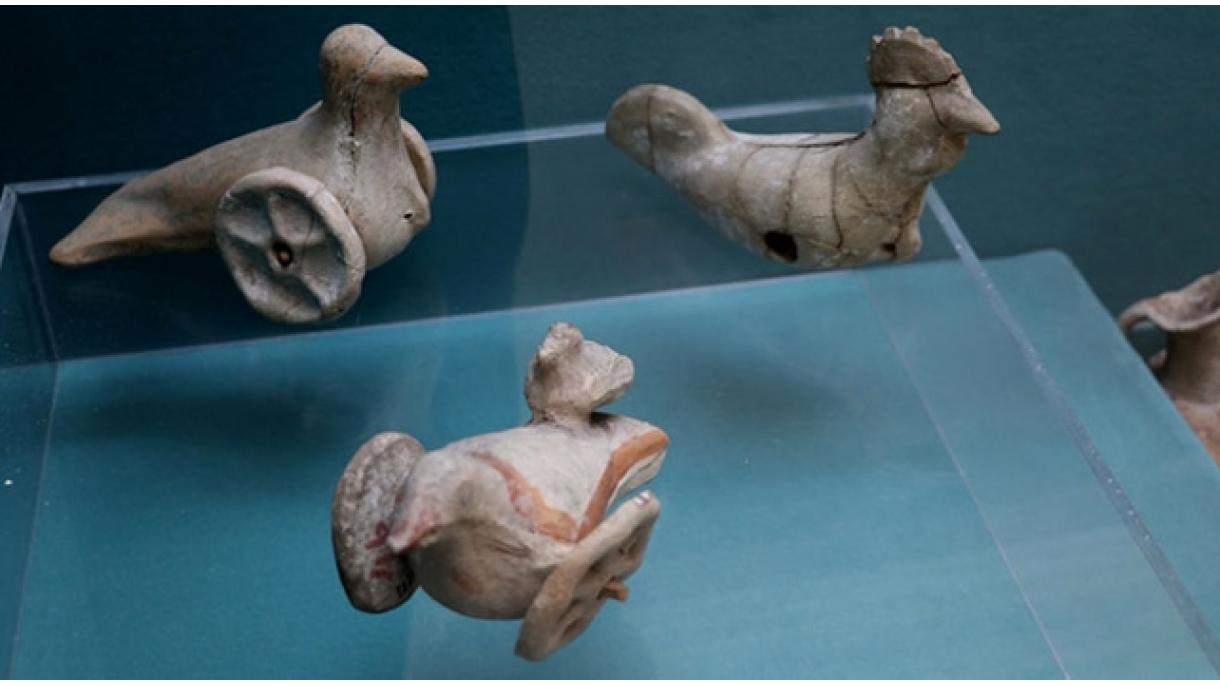 Se exponen en el Museo de Kütahya los juguetes frigios de 2 mil 700 años