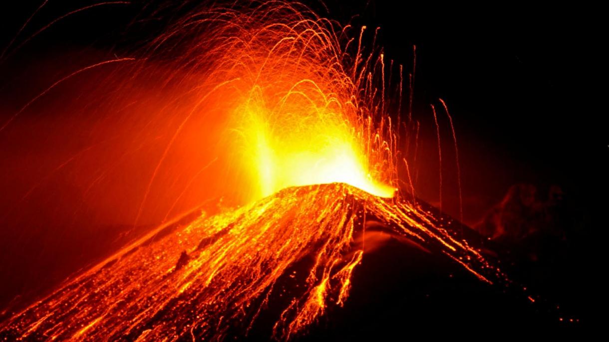 La nuova eruzione dell’Etna