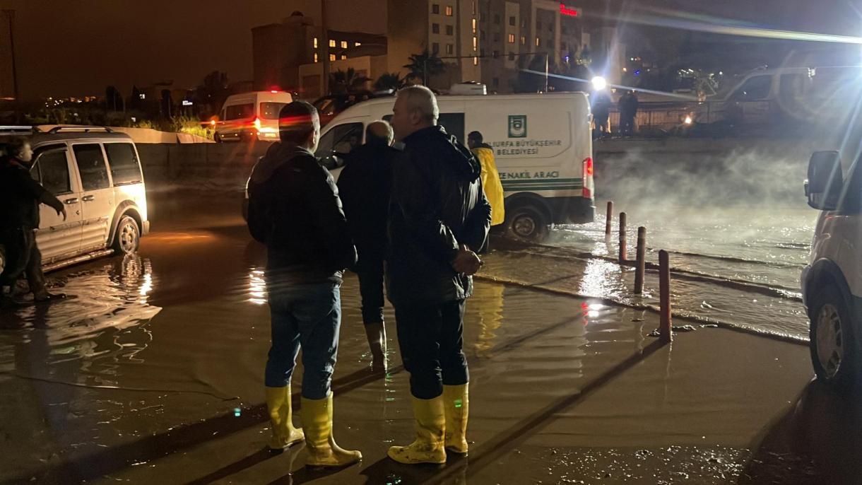 17 станаха жертвите на наводненията в Турция