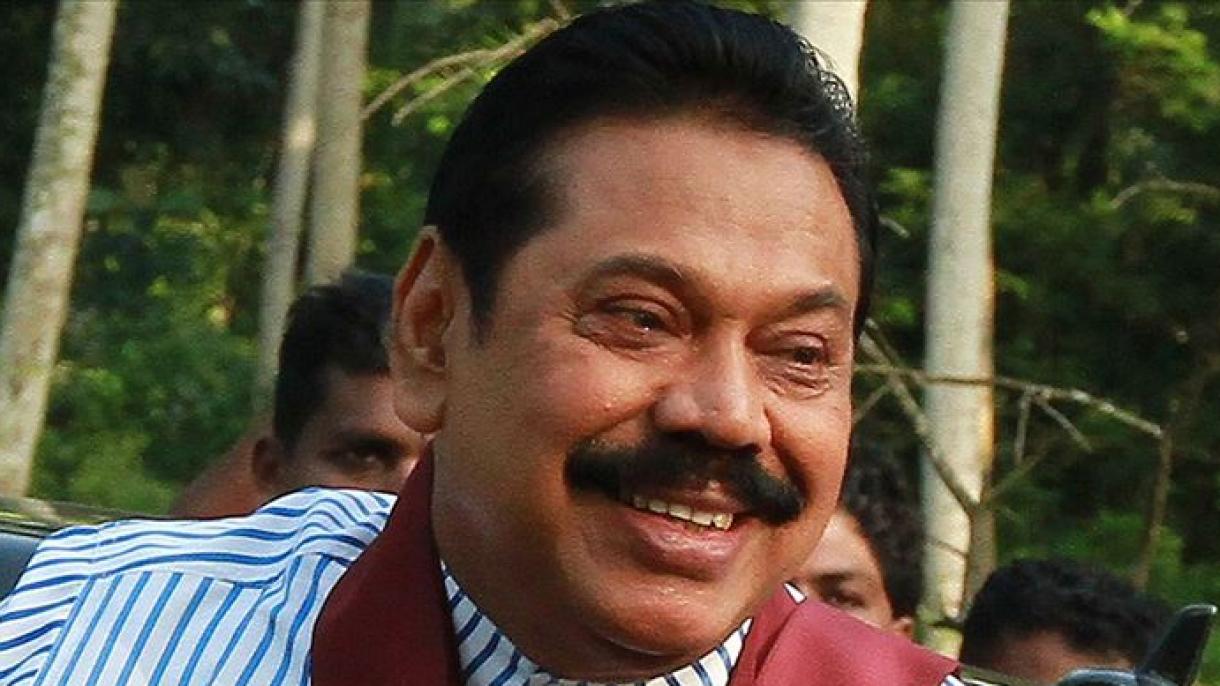 Шри Ланка  президенти бир тууганын убактылуу премьер -  министр кылып дайындады