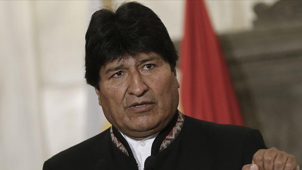 "Por uma questão de democracia", Morales não participará das novas eleições presidenciais.