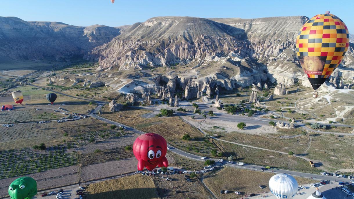 kapadokya balon festivali1.jpg