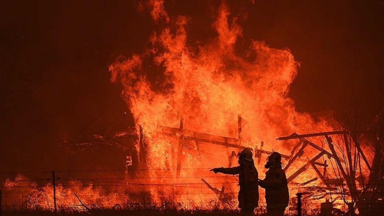 Teljesen megégett egy 400 éves falu Kínában